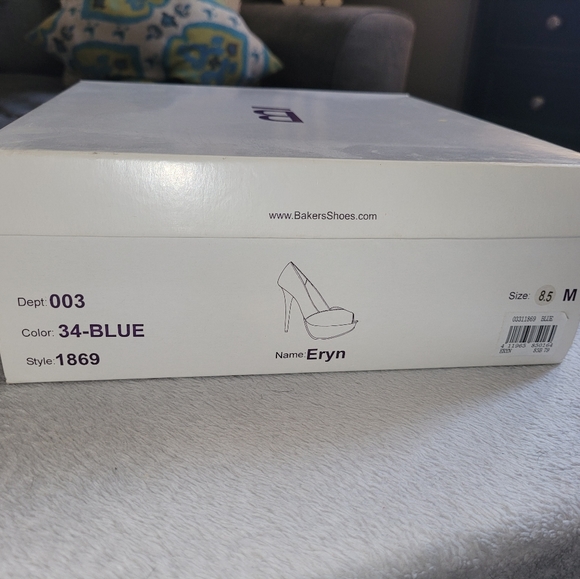 BAKERS Shoes Style Eryn Blue Platform Pumps - Picture 4 of 12